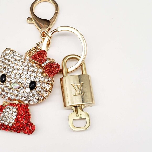 Authentic Louis Vuitton Lock & Key with unbranded Bagcharm, Keycharm, Keychain - Picture 6 of 7